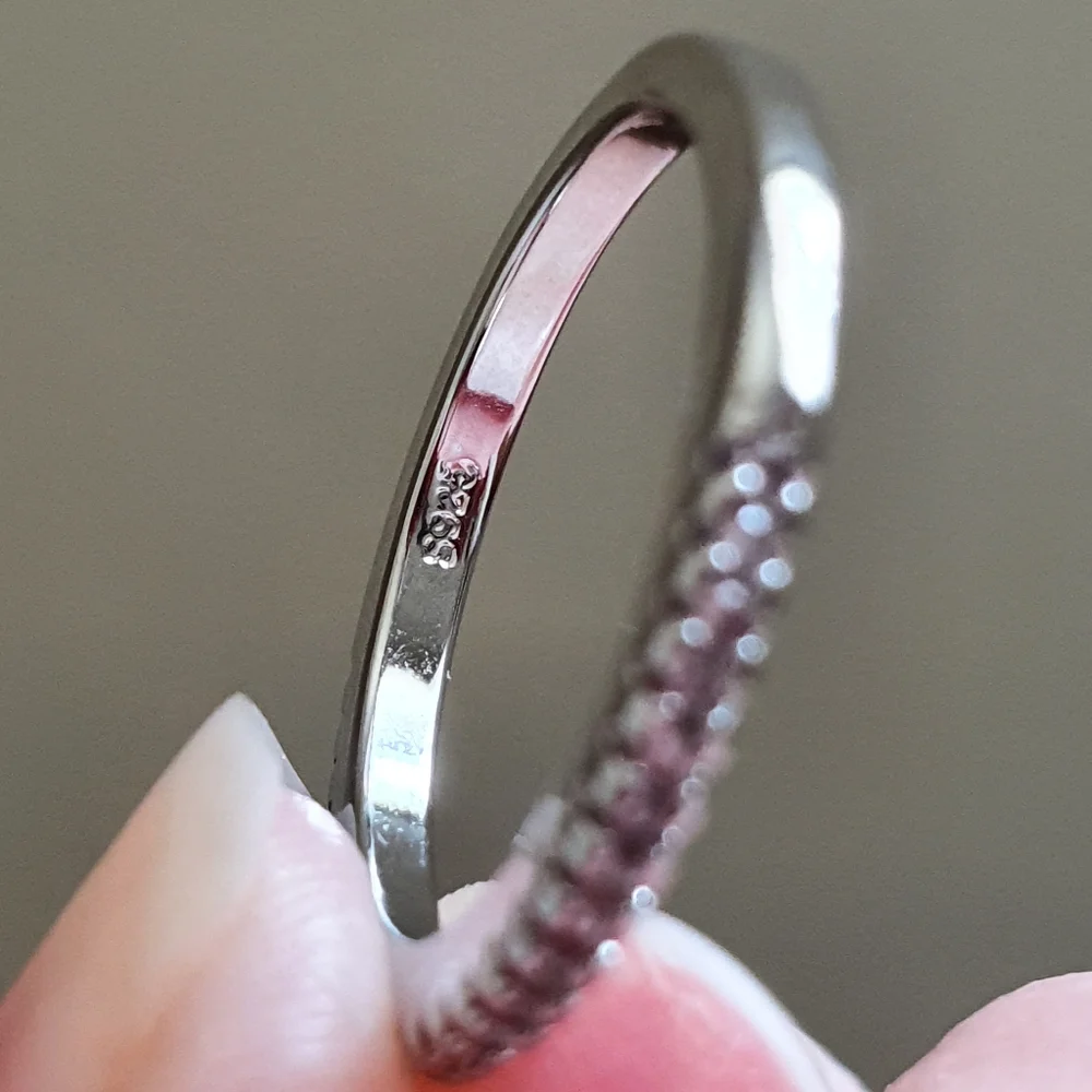 Chic Designer Silver Jewelry Set - Picture 7 of 9